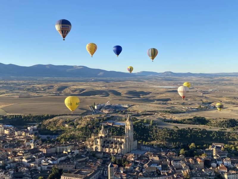 Segovia: Hot-Air Balloon Flight with Optional 3-Course Lunch - The Itinerary in Detail
