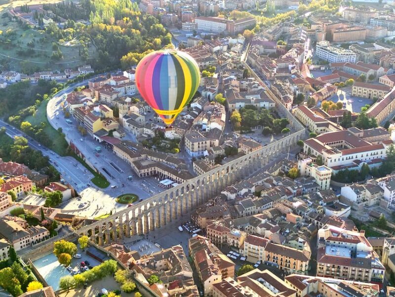 Segovia: Hot Air Balloon flight with Optional Transfer - Key Points