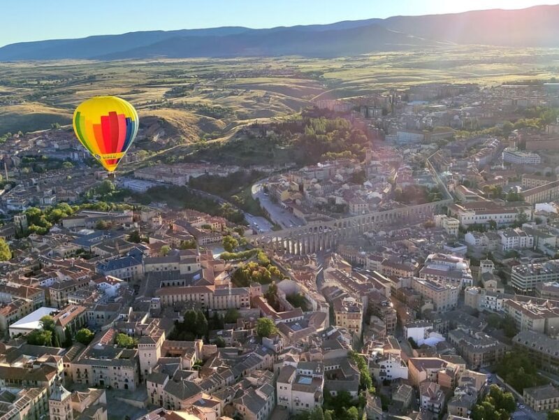 Segovia: Hot Air Balloon flight with Optional Transfer - FAQs