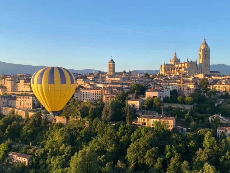 Segovia: Hot-air balloon ride with cava toast - Frequently Asked Questions