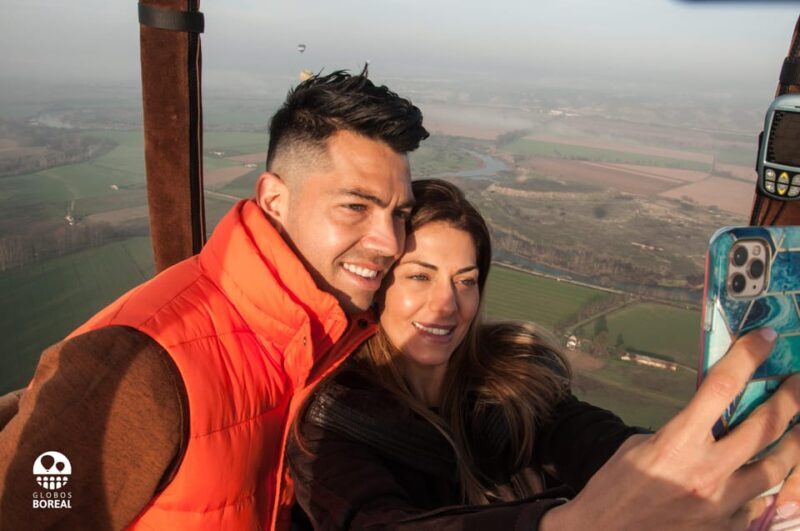 Segovia: Private Balloon Ride for 2 with Cava and Breakfast - Who Should Consider This Experience?