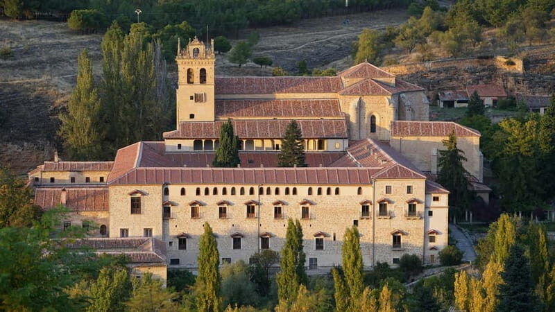 Segovia: Private Tour from Madrid by Minivan - FAQ