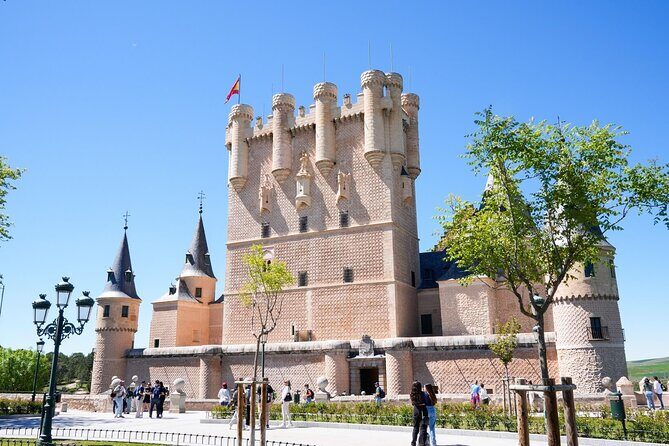Segovia Tour with Cathedral and Alcazar from Madrid - FAQs