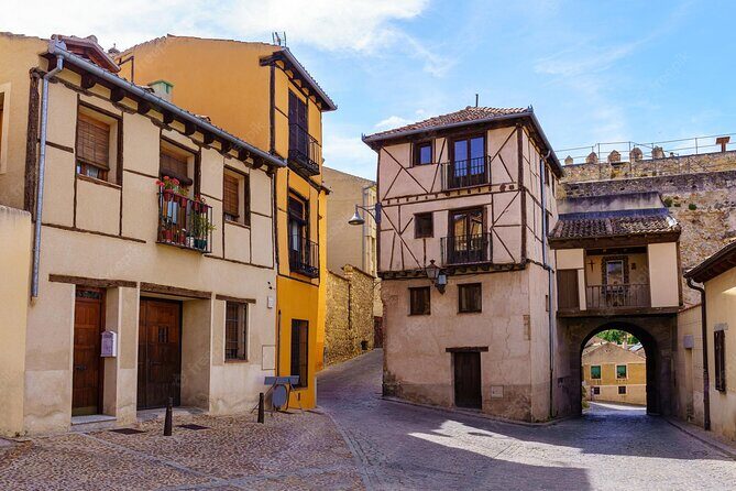 Segovia Walking Private Tour 3 hours with tickets included - FAQ