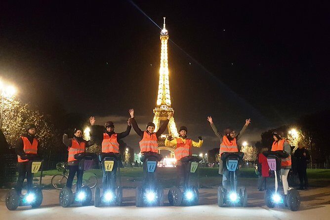 Segway by night ! Illuminated Paris - The Sum Up