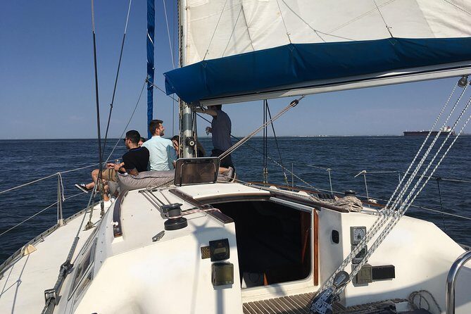 Seixal Sailing Cruise - Lunch in a typical restaurant - The Experience in Detail
