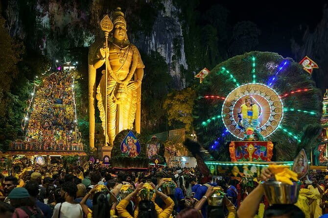 Selayang's Hot Springs, Batu Caves And River Of Live by night - Who Will Love This Tour?