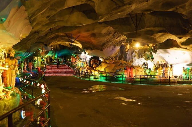 Selayang's Hot Springs, Batu Caves And River Of Live by night - Final Thoughts
