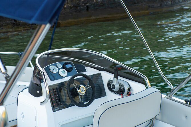 Self driving boats on Lake Como - FAQs