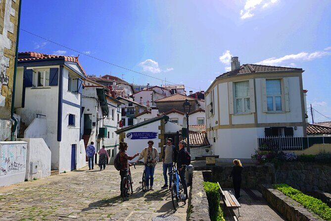 Self Guided Bike Tour in Getxo (Scenic Bilbao's Seaside) - Key Points