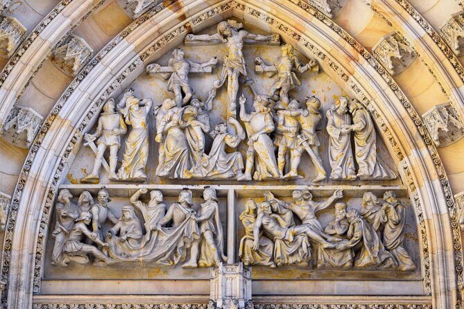 Self Guided City Audio Tour in Prague Castle (no ticket) - FAQs