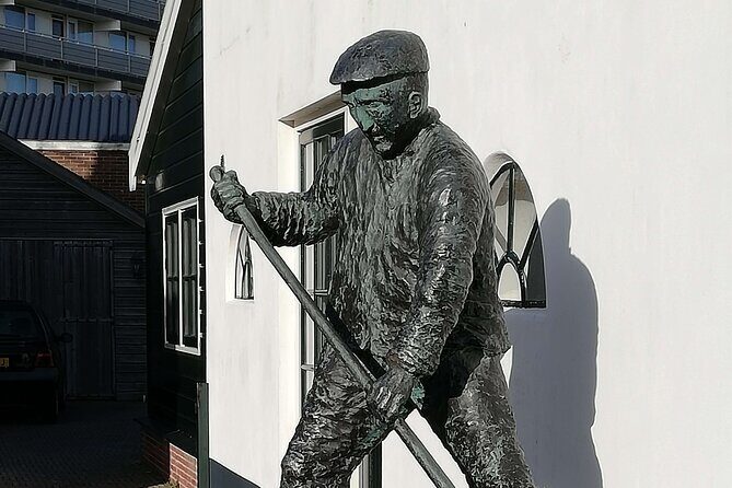 Self-guided city trail - JOLA's Schnipseljagd Noordwijk Sea Tour - The Sum Up