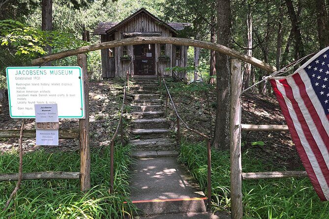 Self-Guided Driving Tour at Door Countys Washington Island - The Experience: Pros and Cons