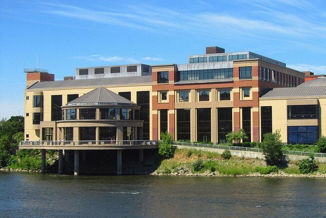 Self-Guided Grand Rapids Scavenger Hunt: Round River City - What Is the Self-Guided Grand Rapids Scavenger Hunt: Round River City?