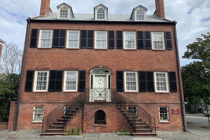 Self-Guided 'Old Squares of Savannah' Solo Walking Tour - The Experience: Navigating and Using the Tour