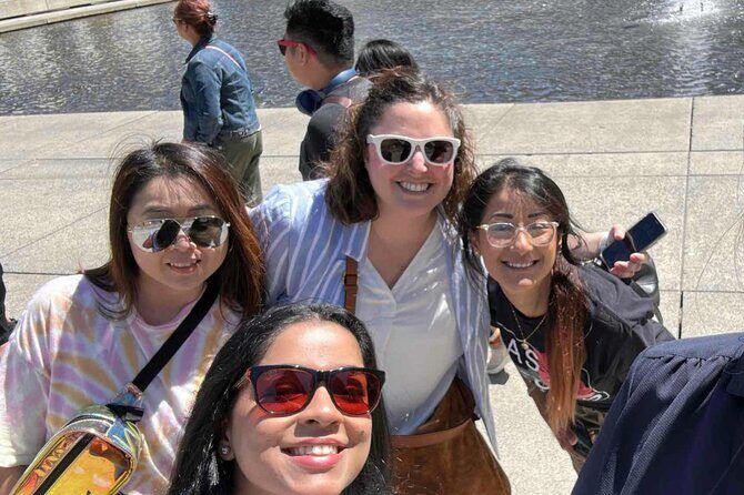 Self-Guided Omaha Scavenger Hunt: The Wests Glorious Gateway - The Authentic Omaha Experience in Your Hands