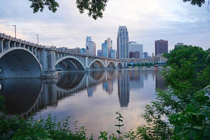 Self-Guided Scavenger Hunt: Around Downtown Minneapolis - An In-Depth Look at the Downtown Minneapolis Scavenger Hunt