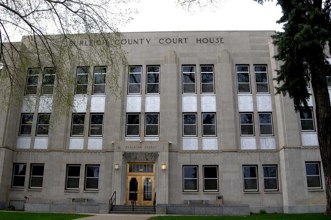 Self-Guided Scavenger Hunt: Beautiful Bismarck - Introduction