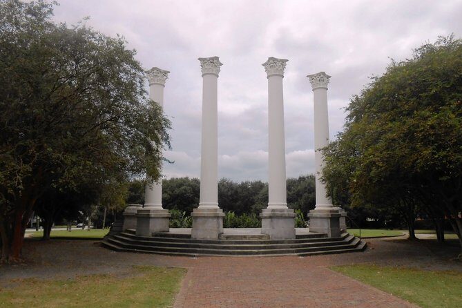 Self-Guided Scavenger Hunt: Castles, Cannons & Colleges - Who Will Love This Experience?