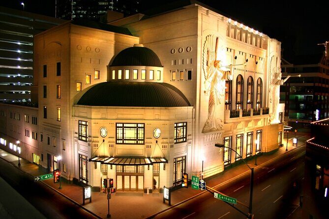 Self-Guided Scavenger Hunt: Fort Worth Art Worth - Key Points