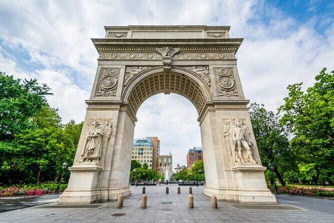 Self-Guided Scavenger Hunt: Midtown Park Hopper - Discovering Midtown Manhattan in a New Way