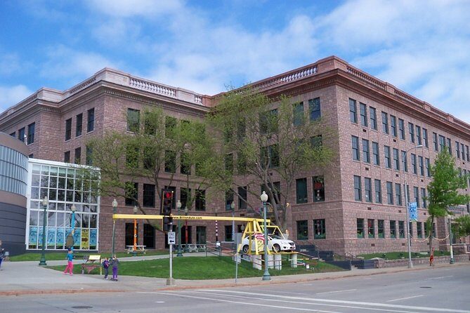 Self-Guided Scavenger Hunt: Rock and Roll Through Sioux Falls - What Travelers Need to Know