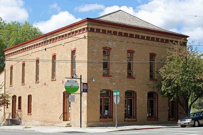 Self-Guided Scavenger Hunt: Test Your Luck In Carson City - Exploring Carson City Through a Self-Guided Lens