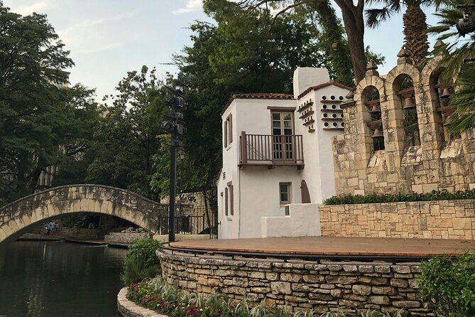 Self-Guided Scavenger Hunt: The Spirits Of San Antonio - Exploring San Antonio’s Haunted Landmarks