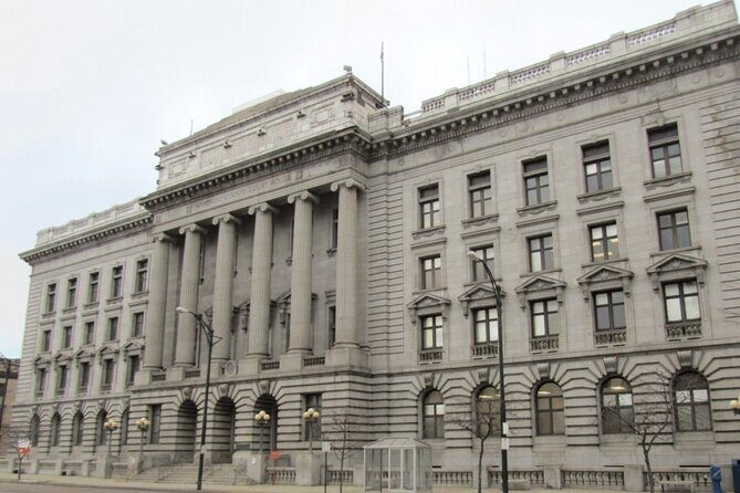 Self-Guided Scavenger Hunt: Youngstown Roaming The Rust Belt - Real Insights from Participants