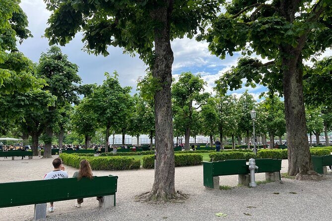 Self-Guided Tour of Bern's Fountains, Clocktowers, and Legends - Who Should Consider This Tour?