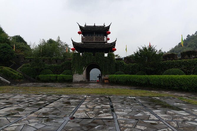 Self-Guided Tour:Southern Great Wall and Furong old Town From Fenghuang - Who Should Consider This Tour?