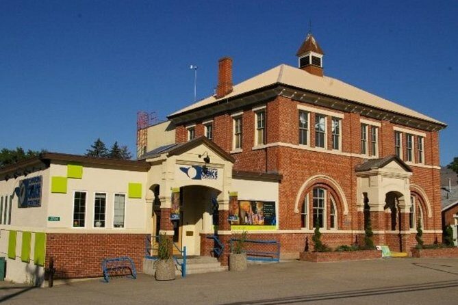 Self-Guided Vernon Scavenger Hunt: Versatile Vernon! - Key Points