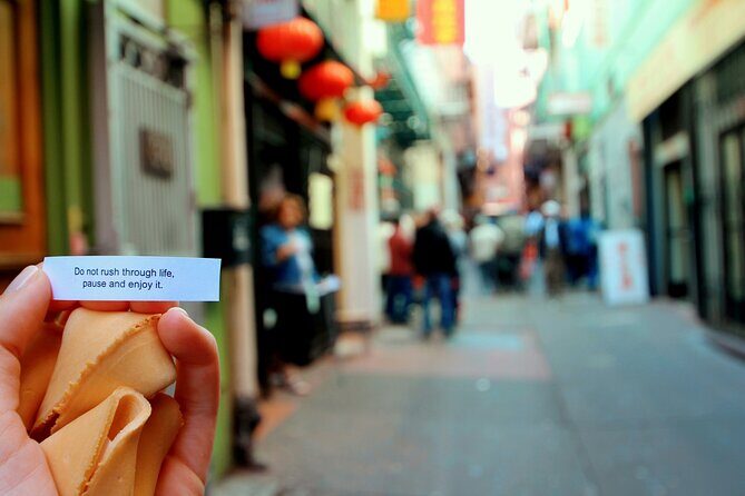 Self Guided Walking Tour of San Francisco Chinatown - Exploring Chinatown’s Heart: From Dragon Gate to Hidden Alleyways