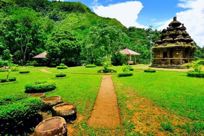 Selogriyo Temple and Trekking Java Rice Terraces, hidden waterfall -Nature Java - Who Is This Tour Perfect For?