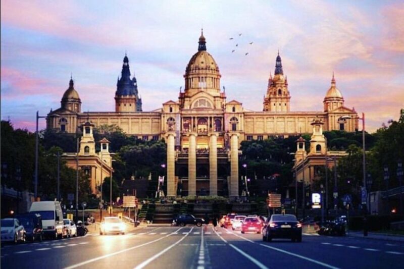 Semi-Private Barcelona Gothic, Parc Guell & Sagrada Familia - Why This Tour Works Well