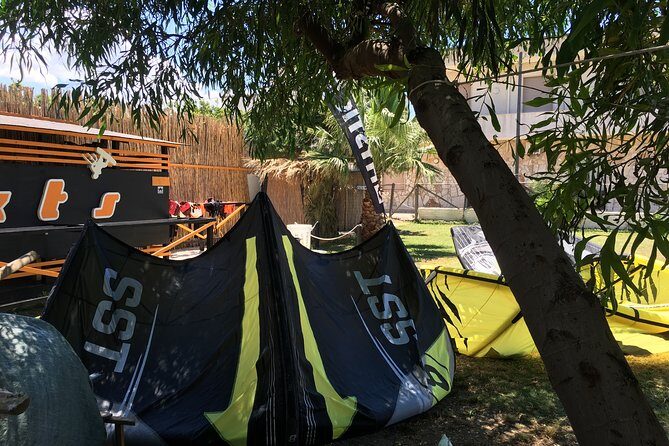 Semi-private kitesurfing course for beginners - Who This Tour Is Best For