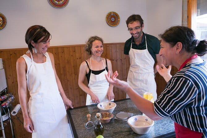 Semi Private tasting and Cheese-making Class in Florence - Beyond Cheese: Jams and Bottling