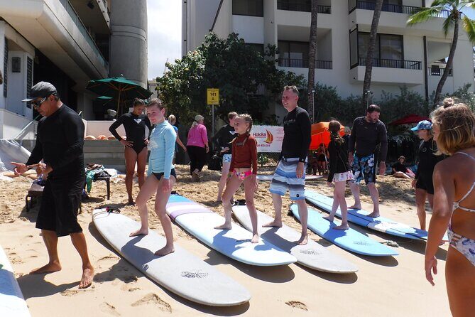 SEMI PVT (2 ppl min) Oahu Surf Coaching/Lessons long/shortboard - A Deep Dive into the Experience