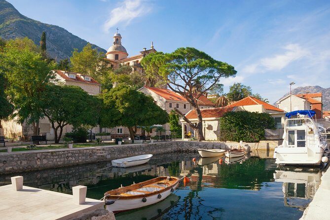 Semi-Submarine: Kotor Bay Panorama & Underwater Experience - Who Is This Tour Best For?