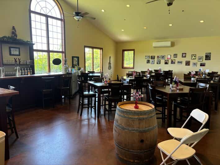 Seneca Lake: Wine Tasting Tour with Lunch - Discovering the Finger Lakes: Seneca Lake Wine Tasting Tour with Lunch