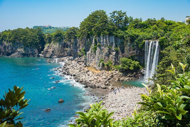 Seogwipo Natural Wonders: Craters, Caves, and Forests - Key Points