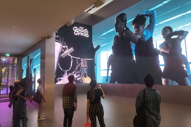 Seongsu-dong Walking Tour: K-Pop, Culture, Cheer, Friends & Relax - Who Will Love This Experience?