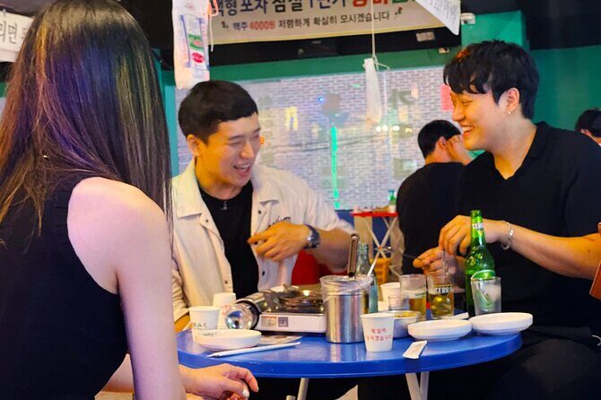 Seoul: Baseball Game Ticket with Dinner/Beer with the host - FAQs