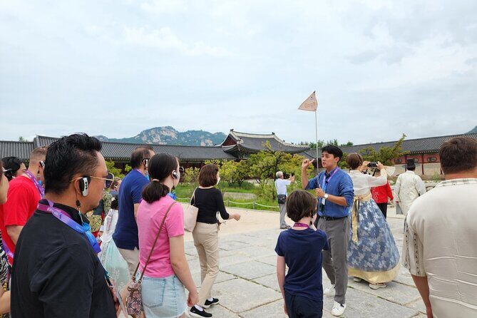 Seoul Day Tour: Gyeongbokgung Palace, N Seoul Tower, Insadong - Frequently Asked Questions