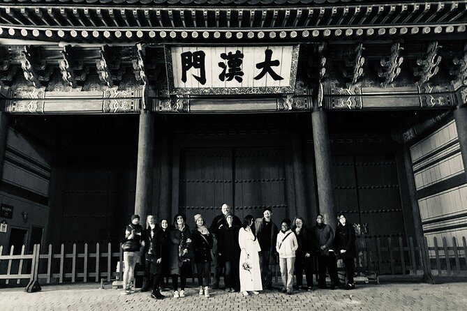 Seoul: Evening Dark History, Folklore & Ghost Story Walking Tour - A Walk Through Seoul’s Shadowy Corners