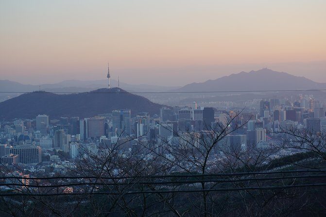 Seoul Night "Private Tour"(Korean BBQ, N-Tower, Seoul Fortress, Local Market) - Exploring Kwangjang Market: A Taste of Traditional Seoul