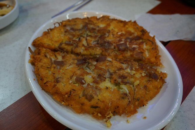 Seoul Night "Private Tour"(Korean BBQ, N-Tower, Seoul Fortress, Local Market) - The Food and Transportation Experience