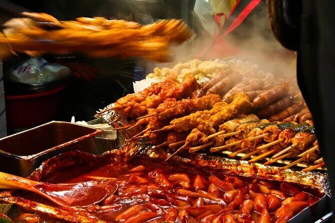 Seoul Night Tour (Gwangjang Market, Royal Palace and Naksan Park) - Exploring Seoul After Dark: A Detailed Look at the Night Tour