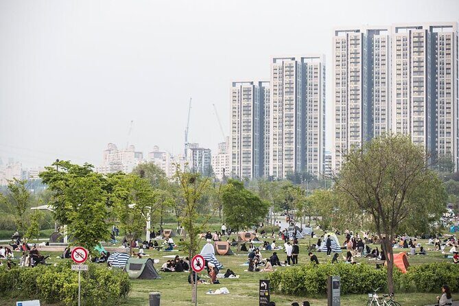 Seoul Night Tour with Han River Cruise and Gyeongbokgung Palace - FAQ