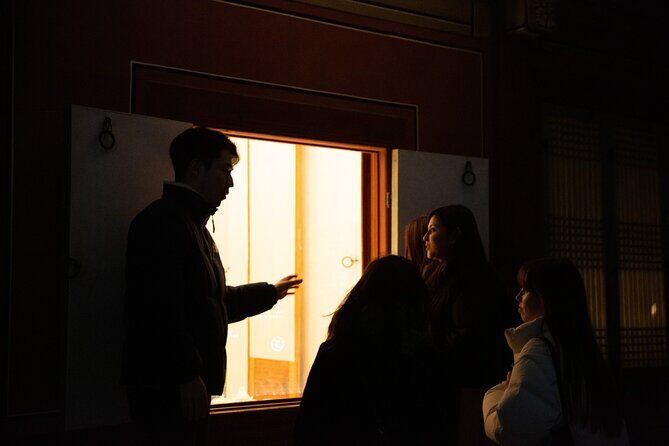 Seoul: Palace, Temple and Market Guided Foodie Tour at Night - An In-Depth Look at the Tour Experience